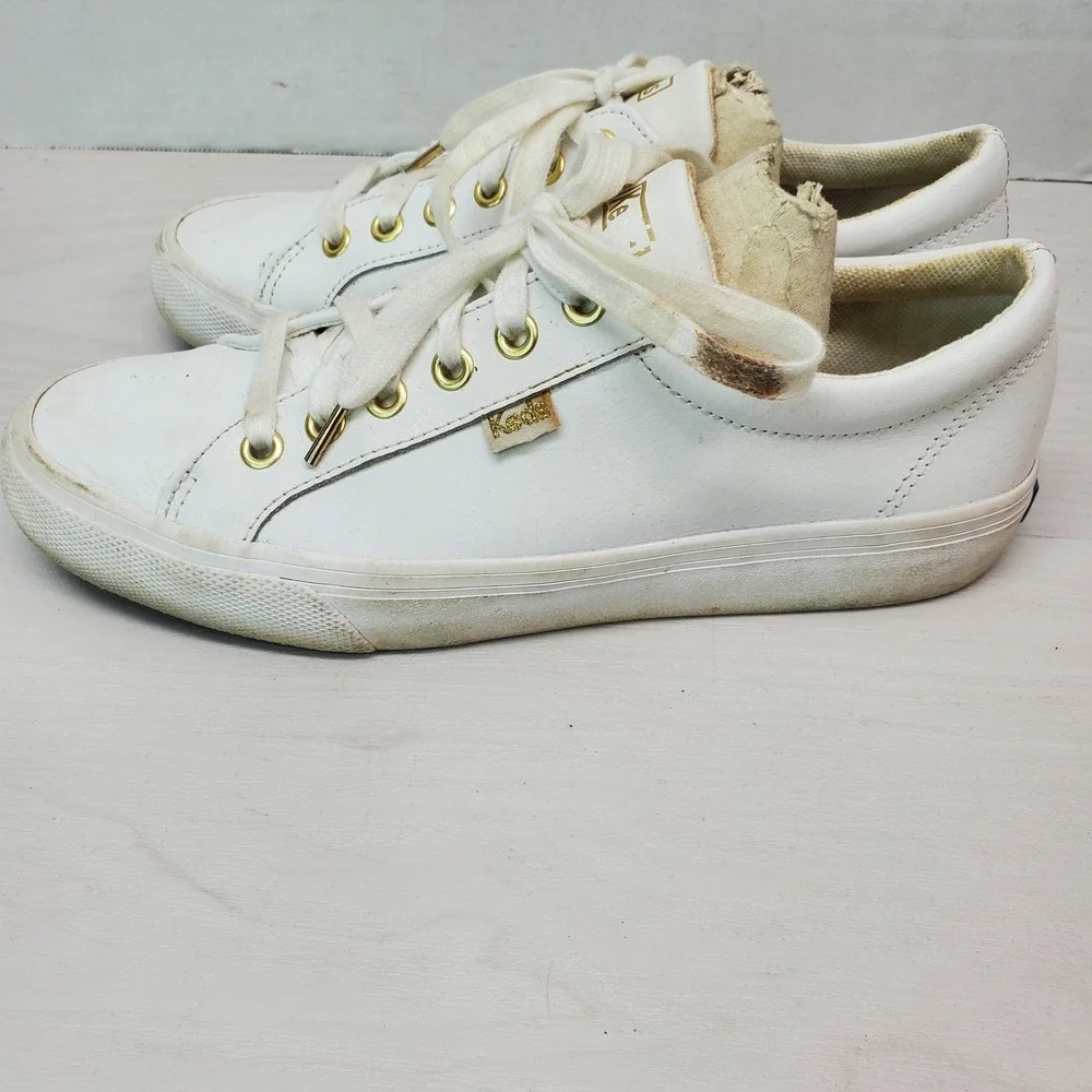 Keds Womens White Leather Low Top Lace Up Sneakers Shoes Size 7 Gold Accents